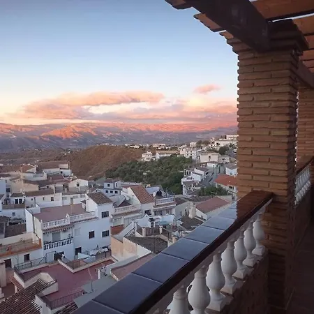 Appartamento Casa Canillas - For Solo Travelers Or Small Groups Of 4 To 6 People *