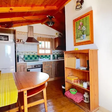 Casa Canillas - For Solo Travelers Or Small Groups Of 4 To 6 People